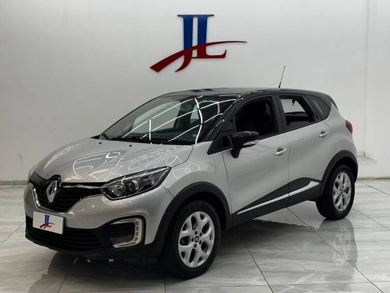 RENAULT CAPTUR 1.6 16V SCE FLEX LIFE X-TRONIC RENAULT CAPTUR 1.6 16V SCE FLEX LIFE X-TRONIC